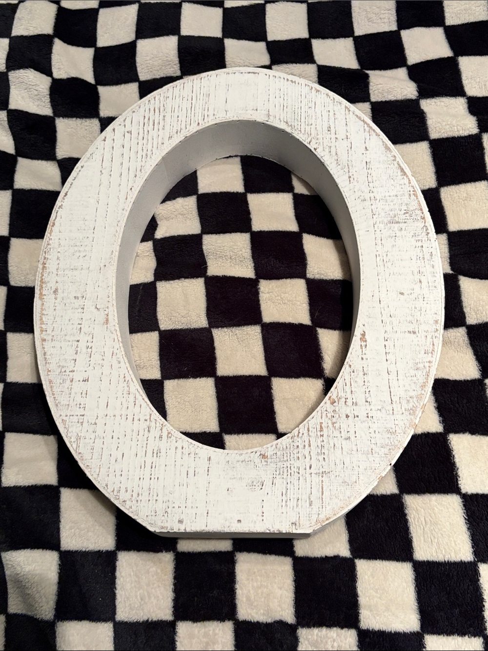 Hobby Lobby White Distressed Wooden Letter O